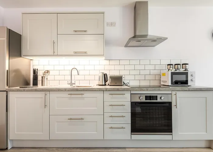 Fabulous 1 Bedroom Home In York